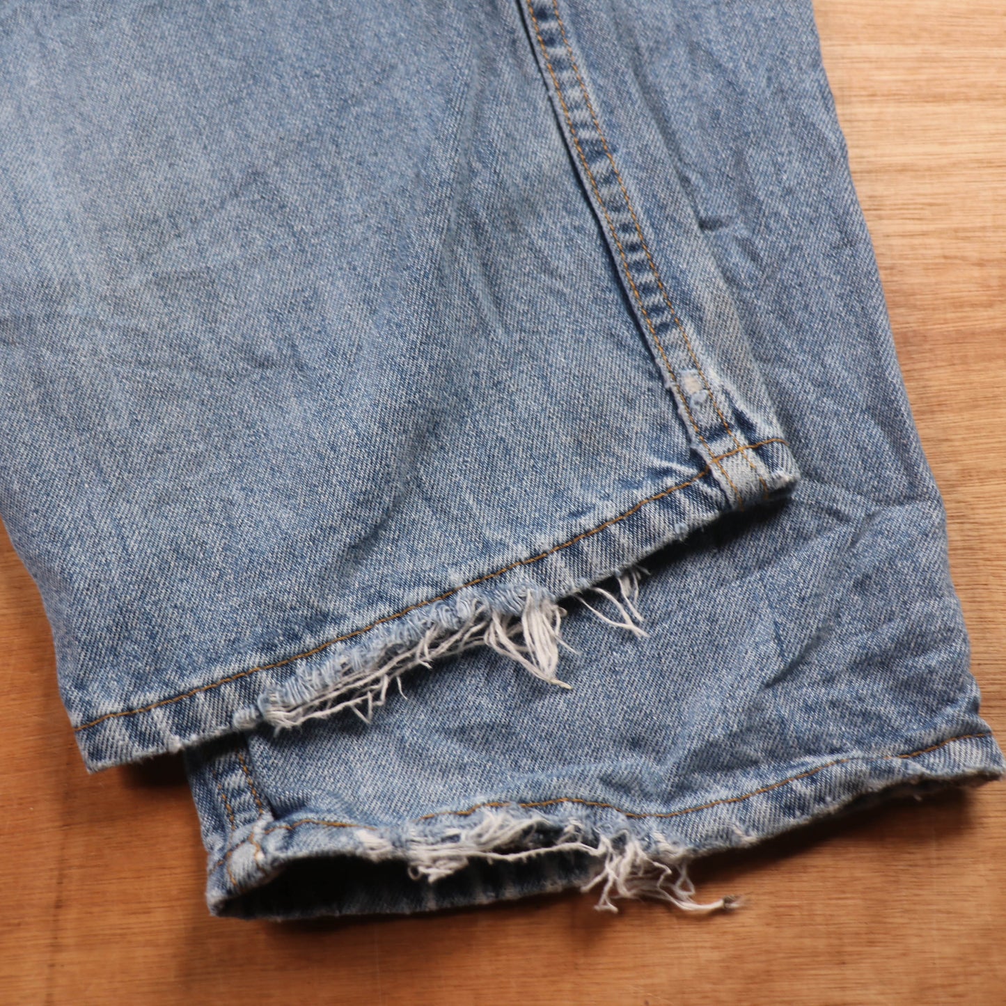 Levi's 550 Red Tab W36 L30 Tapered Leg Relaxed Fit Blue Denim Jeans