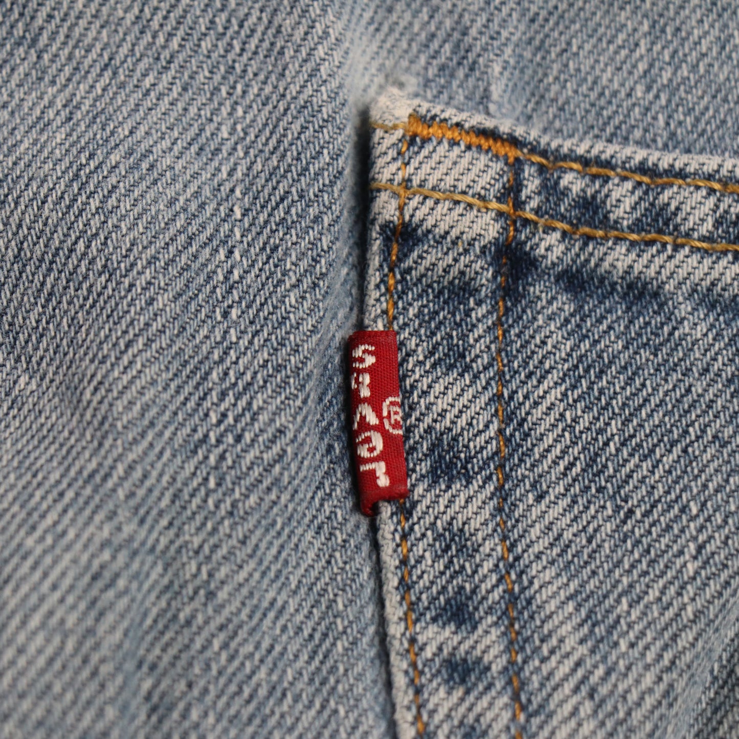 Levi's 550 W36 L32 Tapered Leg Relaxed Fit Classic Ripped Style Blue Denim Jeans