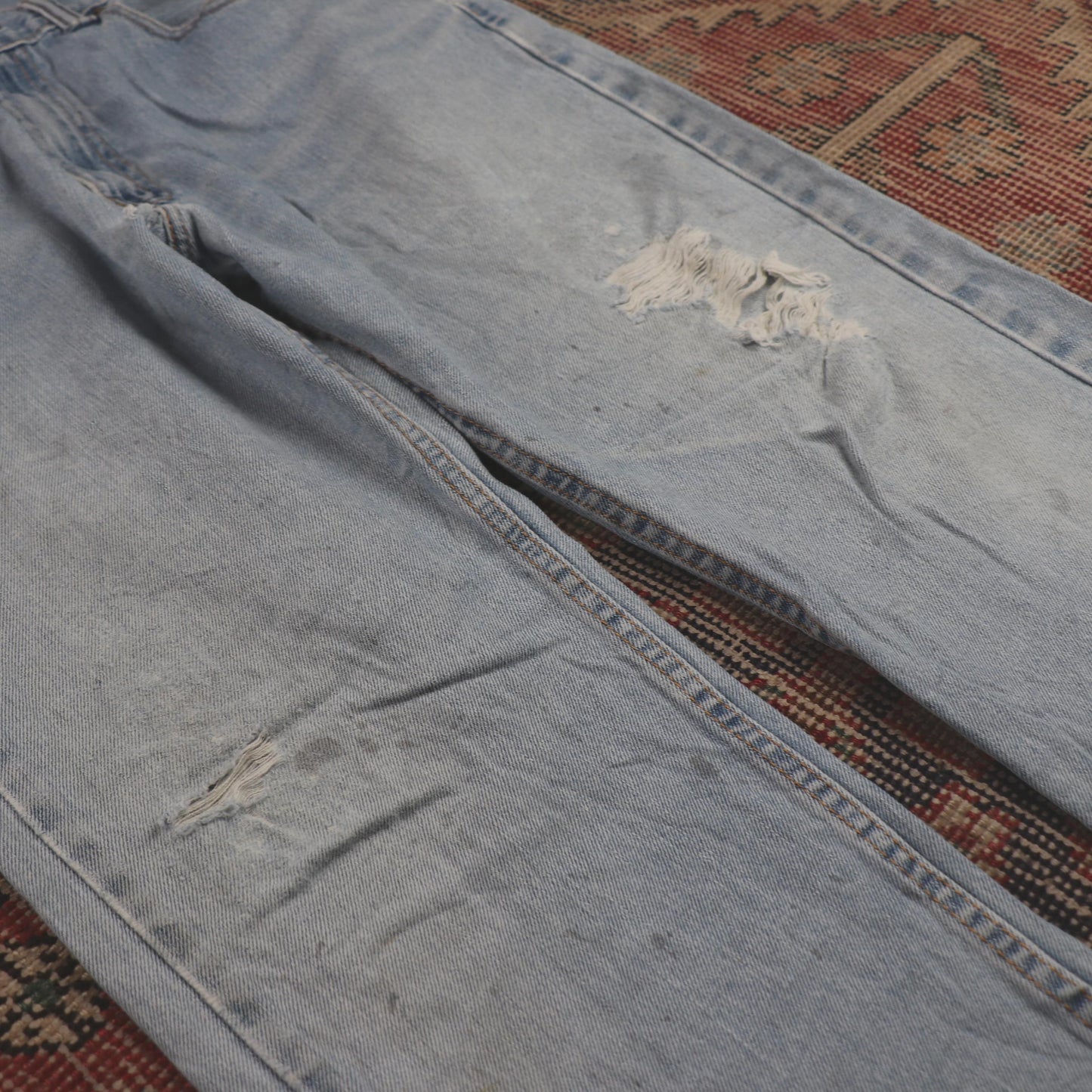 Levi's W34 L30 Straight Leg Regular Fit Classic Ripped Style Blue Denim Jeans