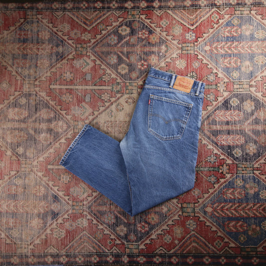 Levi's 505 Red Tab W40 L29 Straight Leg Regular Fit Blue Denim Jeans