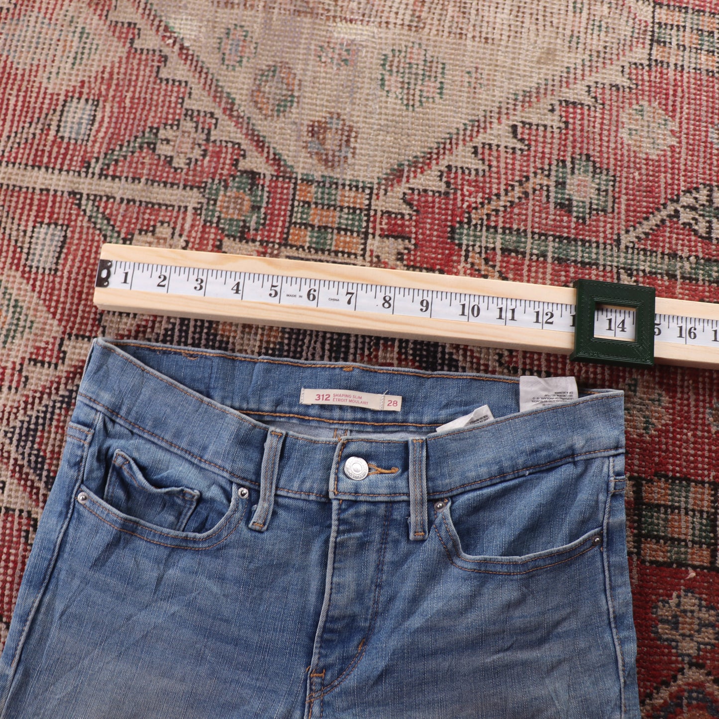 Levi's 312 Red Tab W28 L32 Slim Blue Denim Jeans