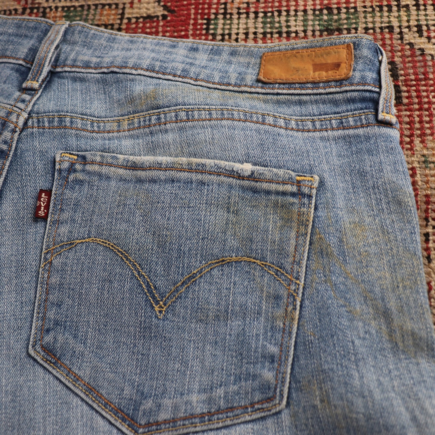 Levi's Red Tab W30 L28 Bootcut Mid-Rise Jeans Blue Denim Jeans