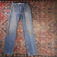 Wrangler W32 L33 Straight Leg Relaxed Fit Classic Ripped Style Blue Denim Jeans