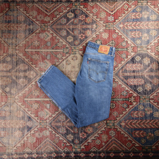 Levi's Red Tab W32 L31 Straight Slightly Tapered Blue ** Denim Jeans
