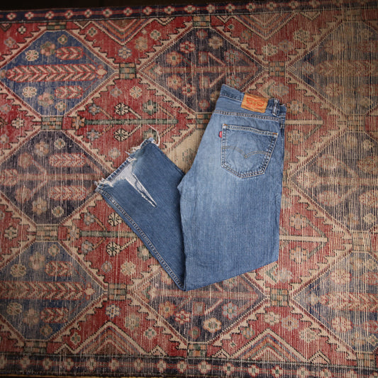 Levi's 550 W32 L30 Tapered Leg Relaxed Fit Blue Denim Jeans