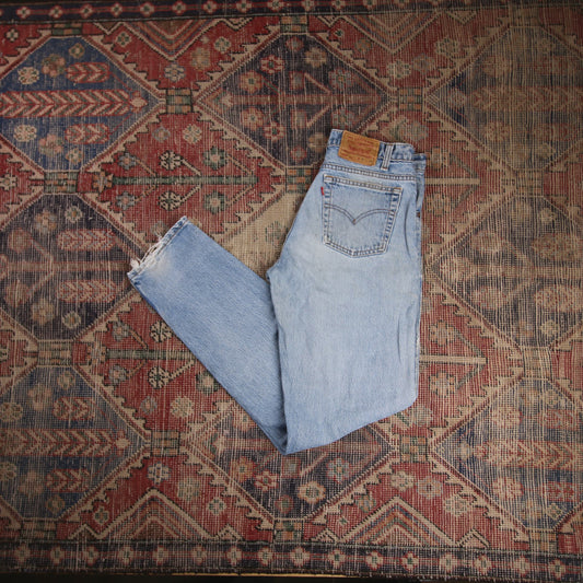 Levi's 550 W30 L35 Tapered Leg Relaxed Fit Blue Denim Jeans