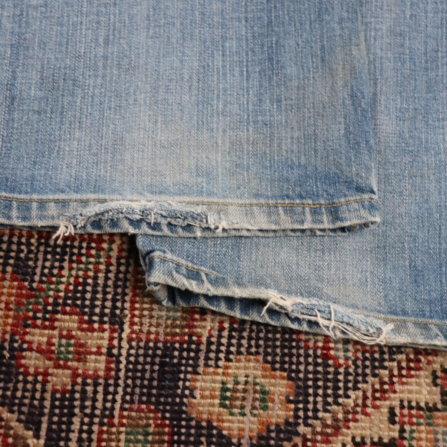 Levi's 506 W36 L33 Straight Leg Classic Ripped Style Blue Denim Jeans