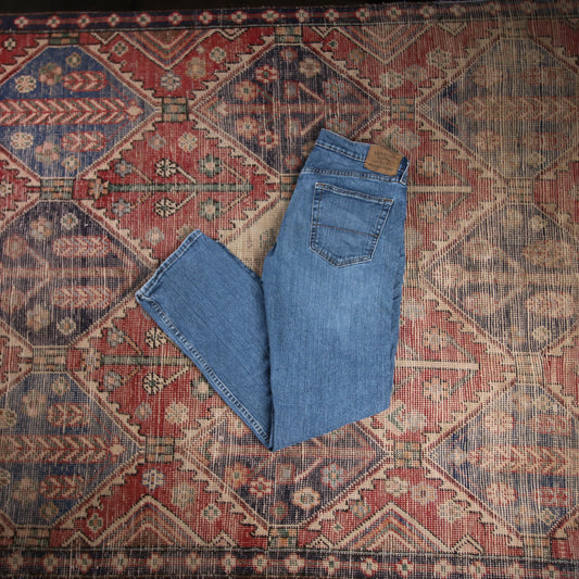 Levi's Signature W34 L31 Straight Leg Relaxed Fit Blue Denim Jeans