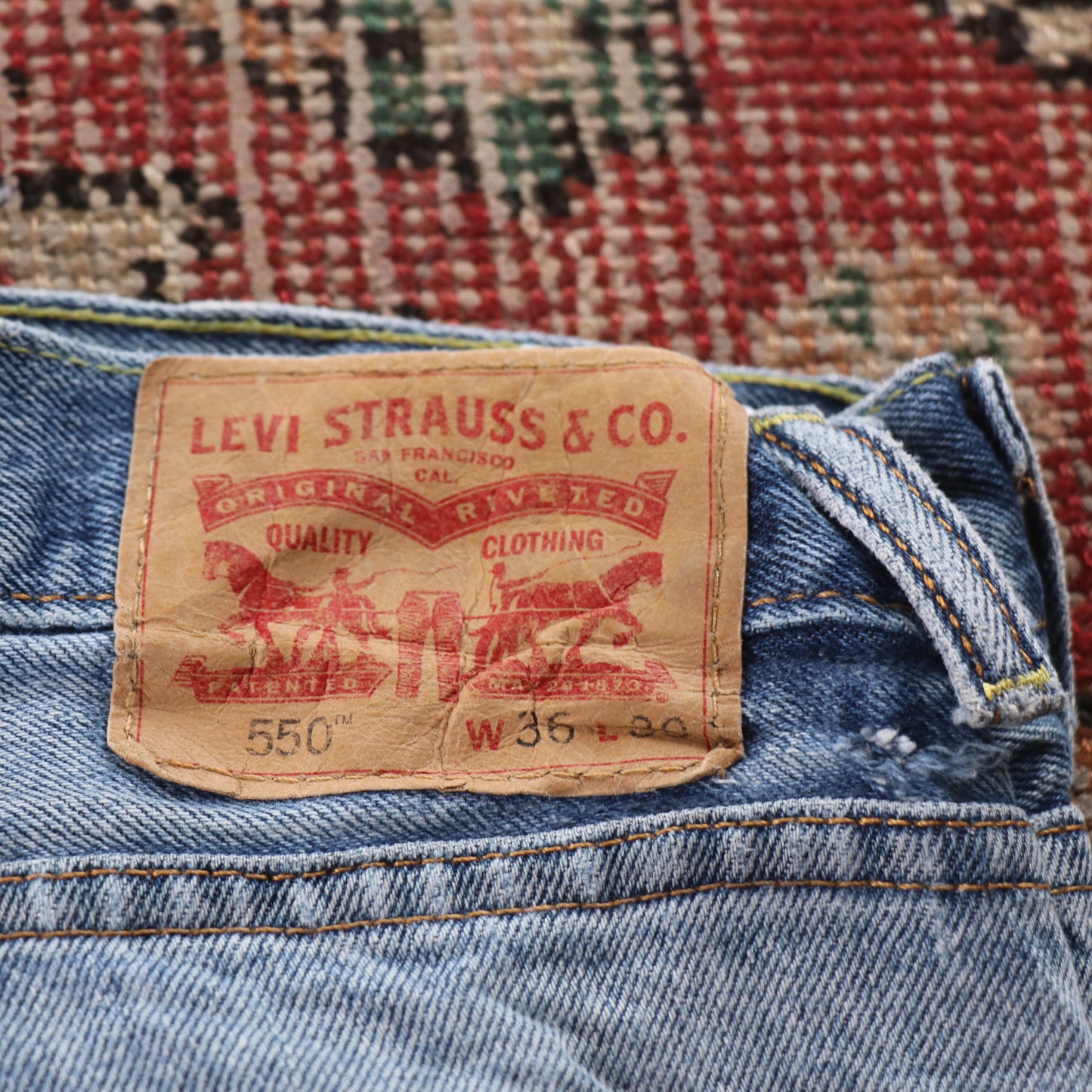 Levi's 550 Red Tab W36 L29 Tapered Leg Relaxed Fit Blue Denim Jeans