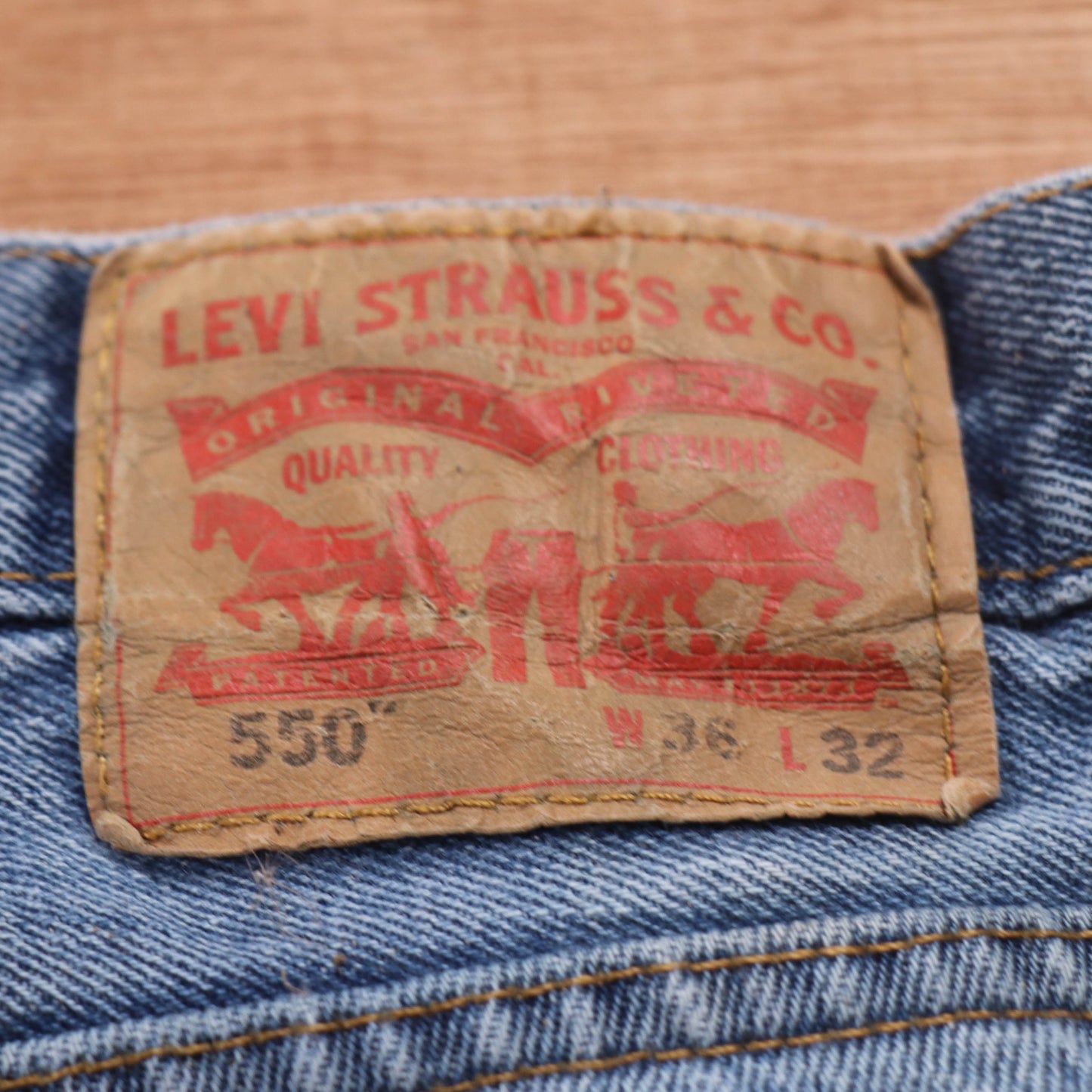 Levi's 550 Red Tab W36 L30 Tapered Leg Relaxed Fit Blue Denim Jeans