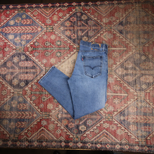 Levi's W34 L28 Straight Leg Loose Fit Classic Ripped Style Blue Denim Jeans