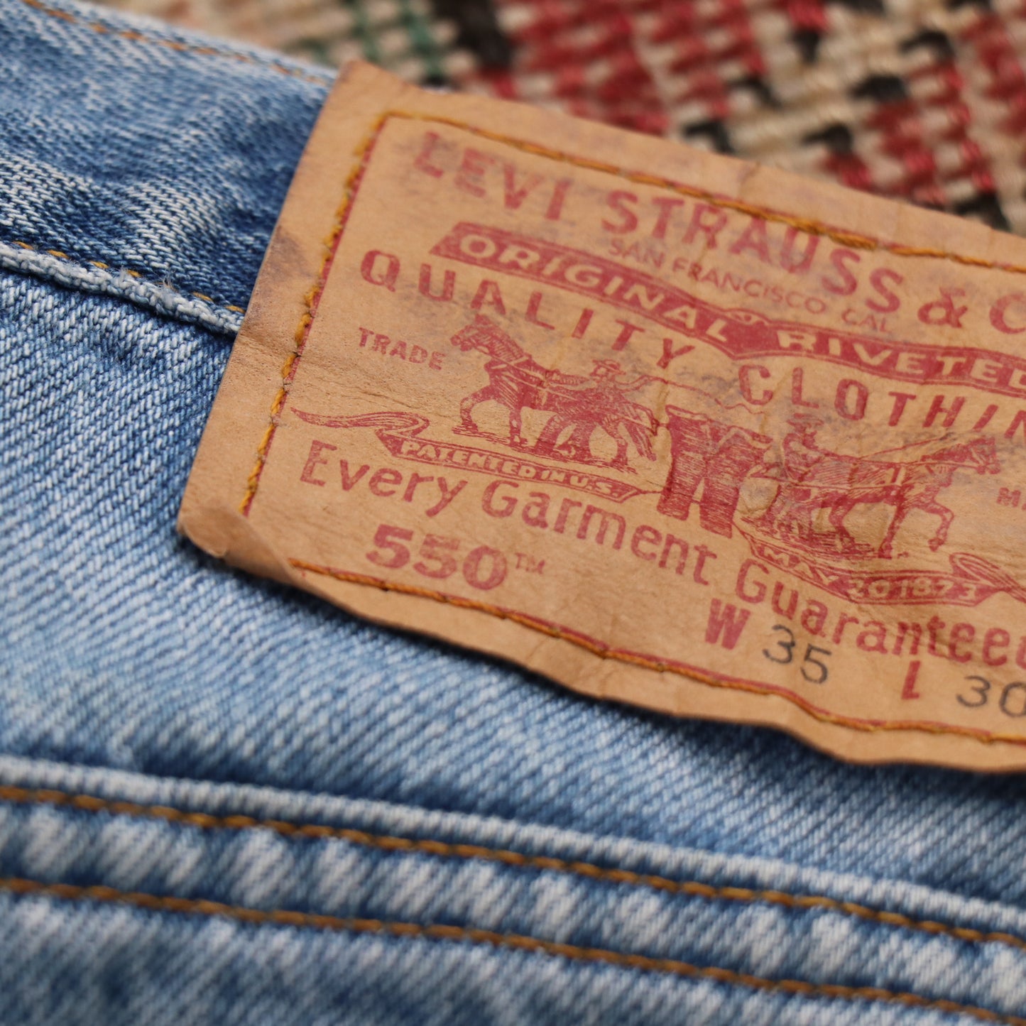 Levi's 550 W34 L30 Tapered Leg Relaxed Fit Blue Denim Jeans