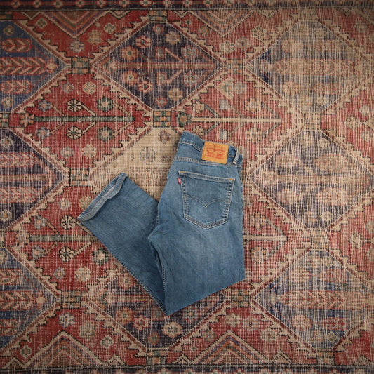 Levi's W32 L24 Straight Leg Blue Denim Jeans