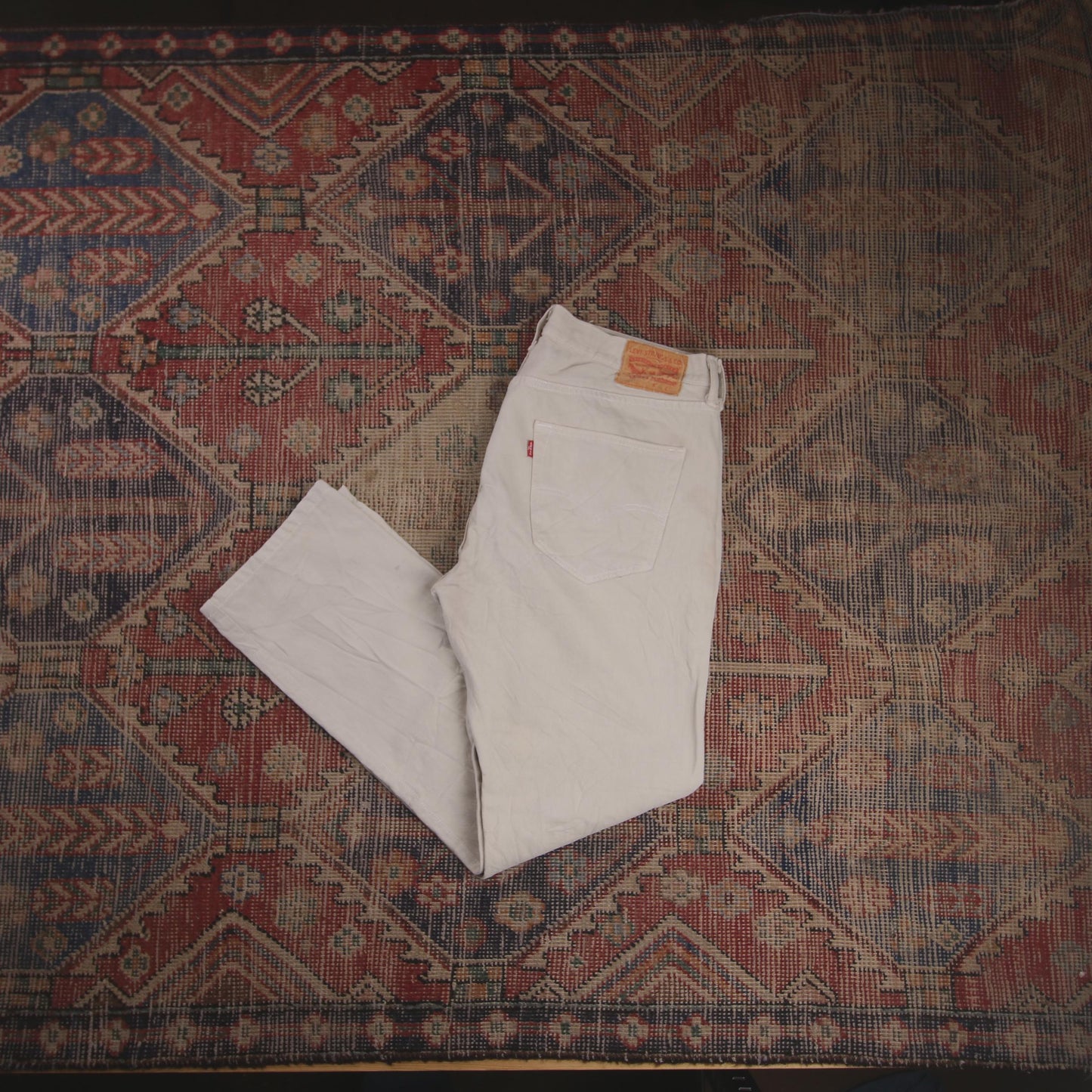 Levi's W34 L30 Straight Leg Loose Fit Beige Denim Jeans