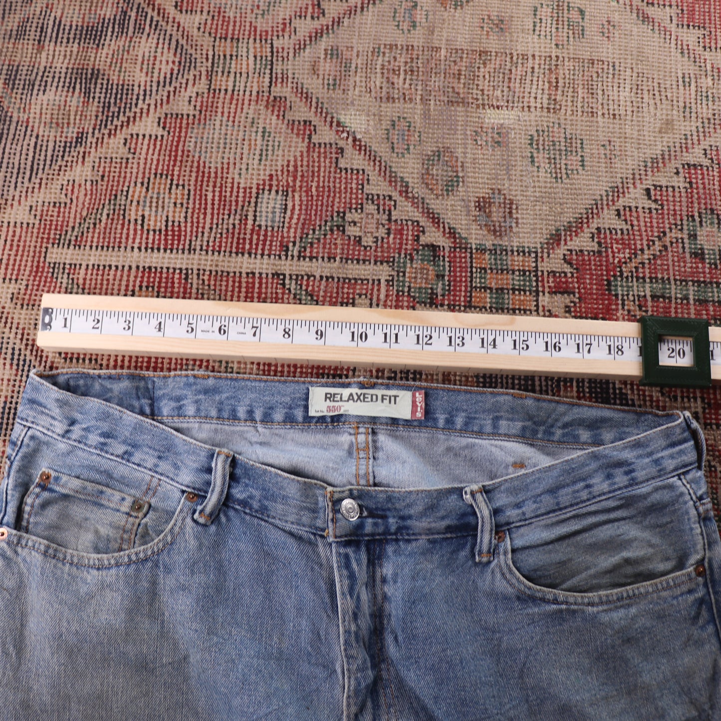 Levi's 550 Red Tab W40 L32 Tapered Leg Relaxed Fit Blue Denim Jeans