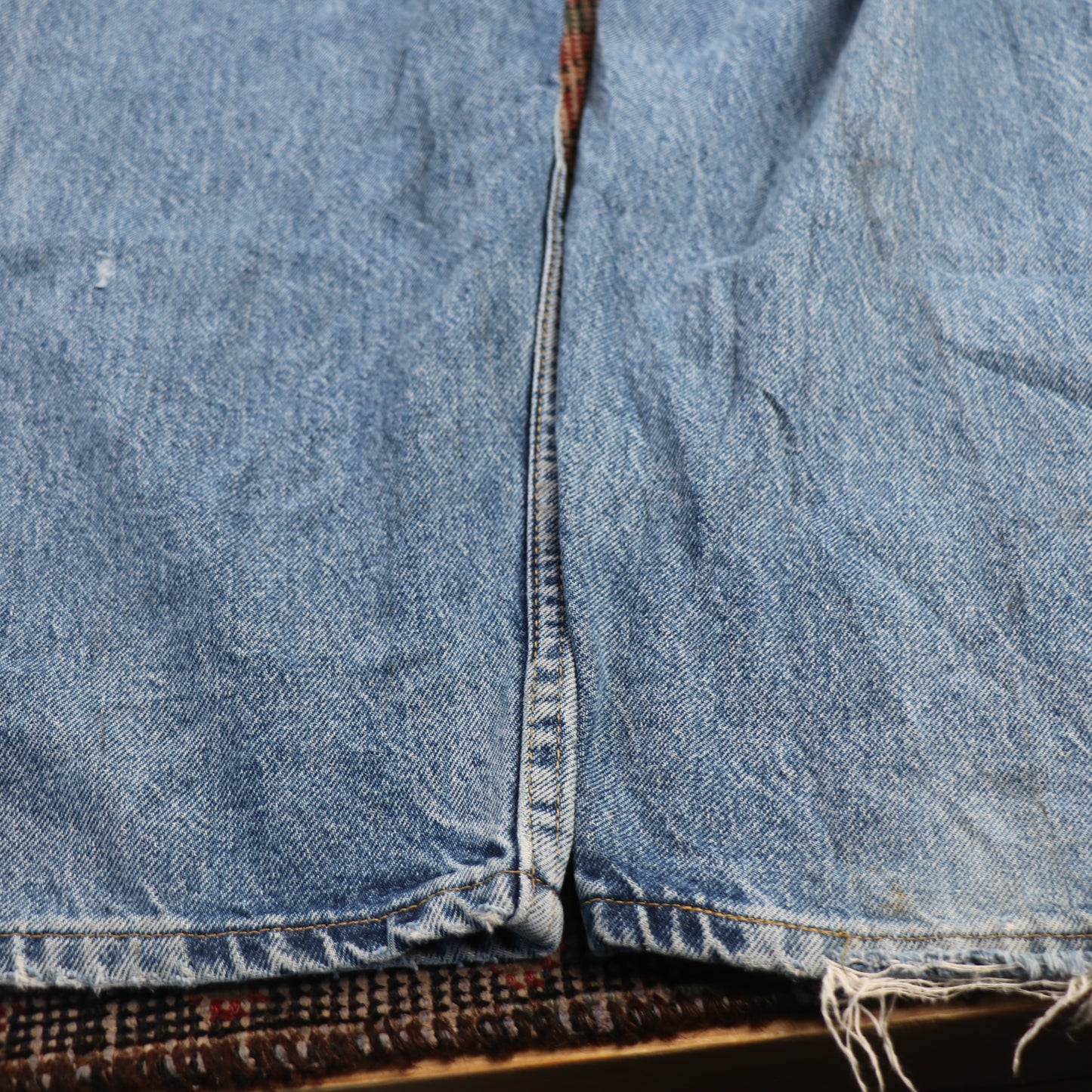 Lee W34 L30 Straight Leg Relaxed Fit Classic Ripped Style Blue Denim Jeans