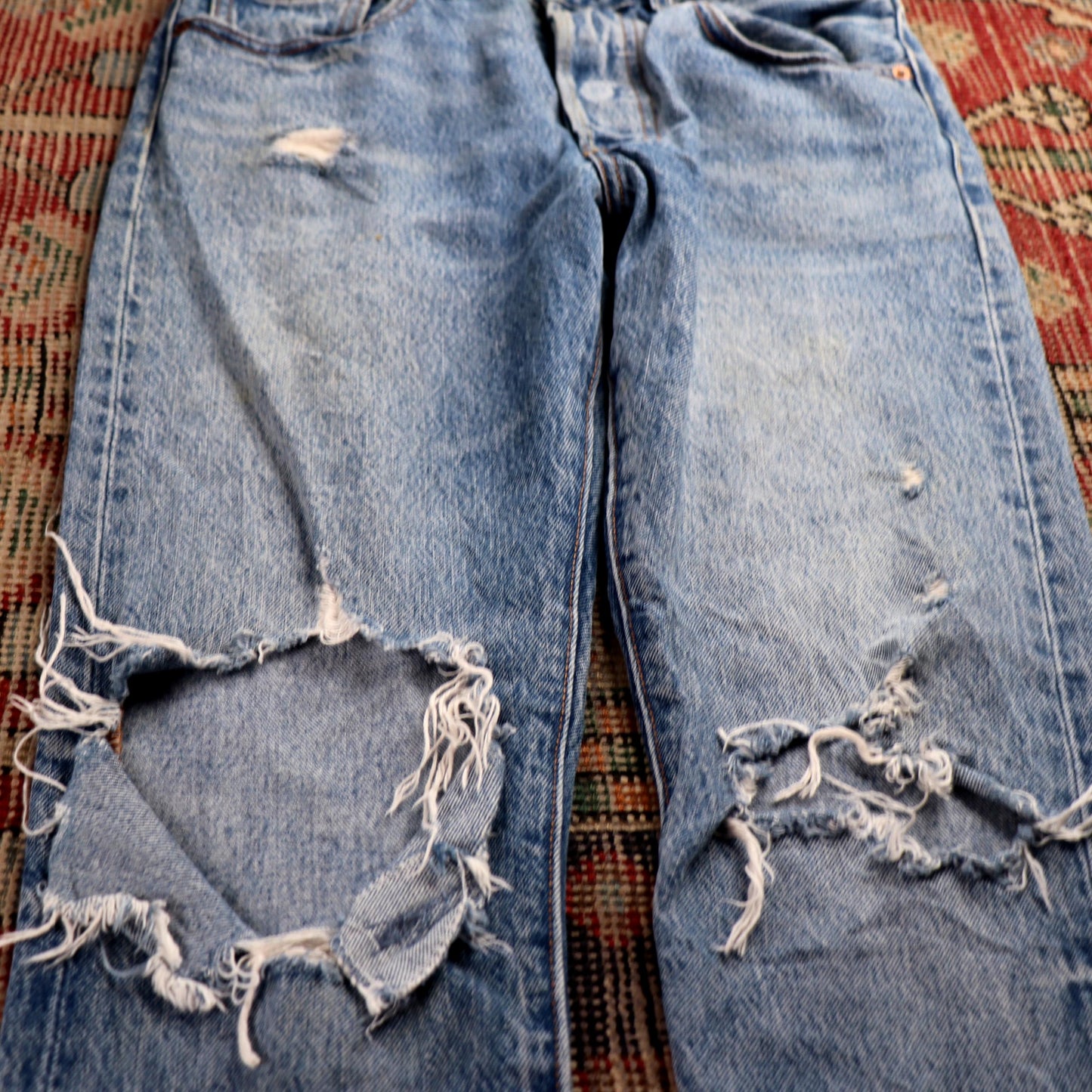 Levi's 501 W28 L28 Original Fit Classic Ripped Style Blue Denim Jeans
