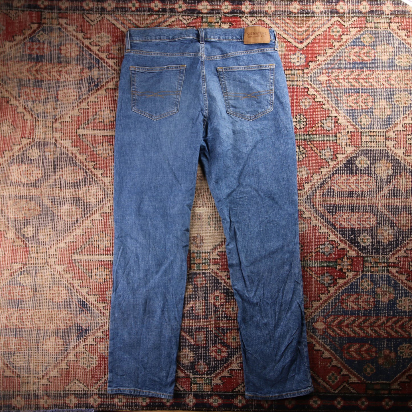 Levi's Red Tab W34 L30 Athletic Fit Blue Denim Jeans