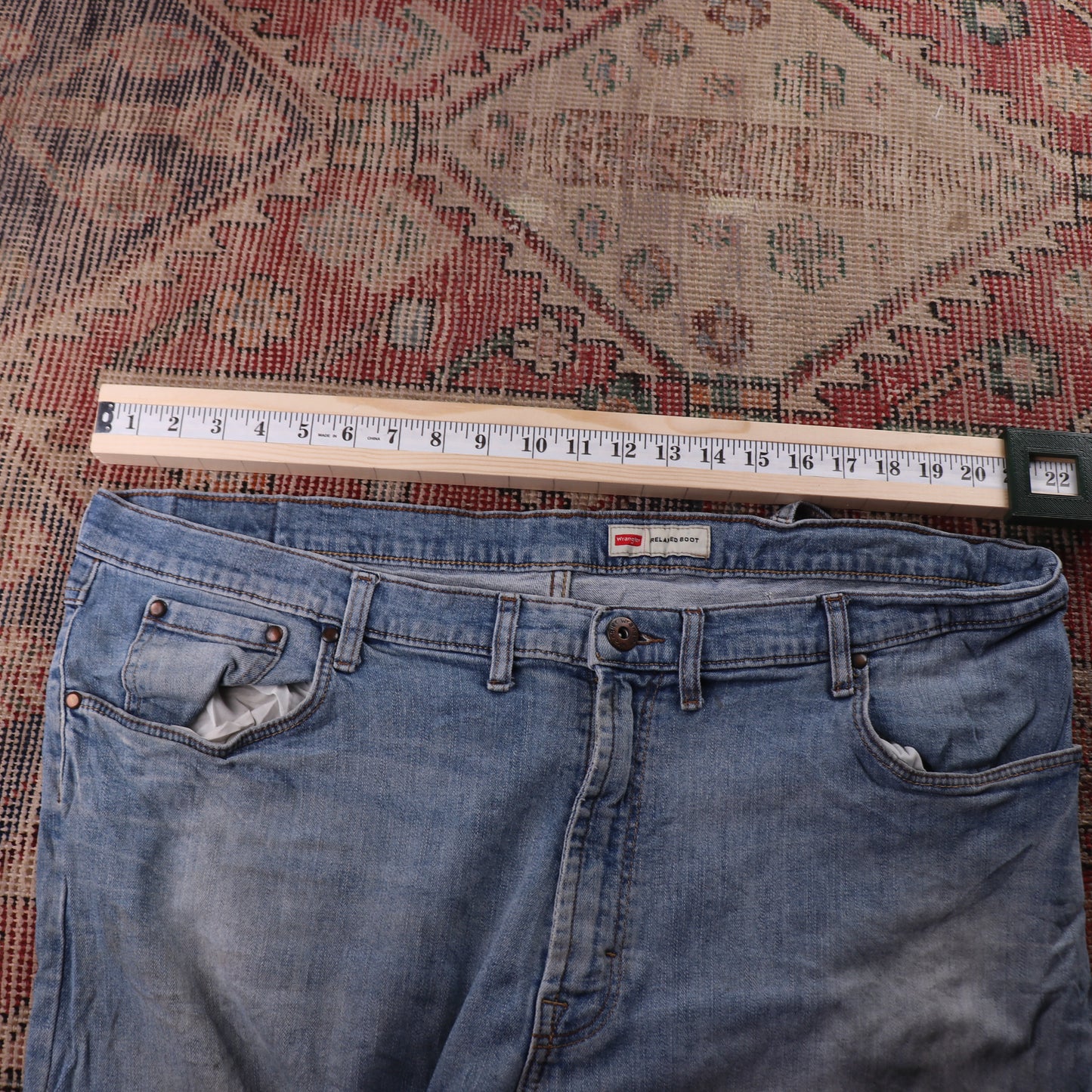 Wrangler Orange Tab W44 L29 Relaxed Classic Ripped Style Blue Denim Jeans