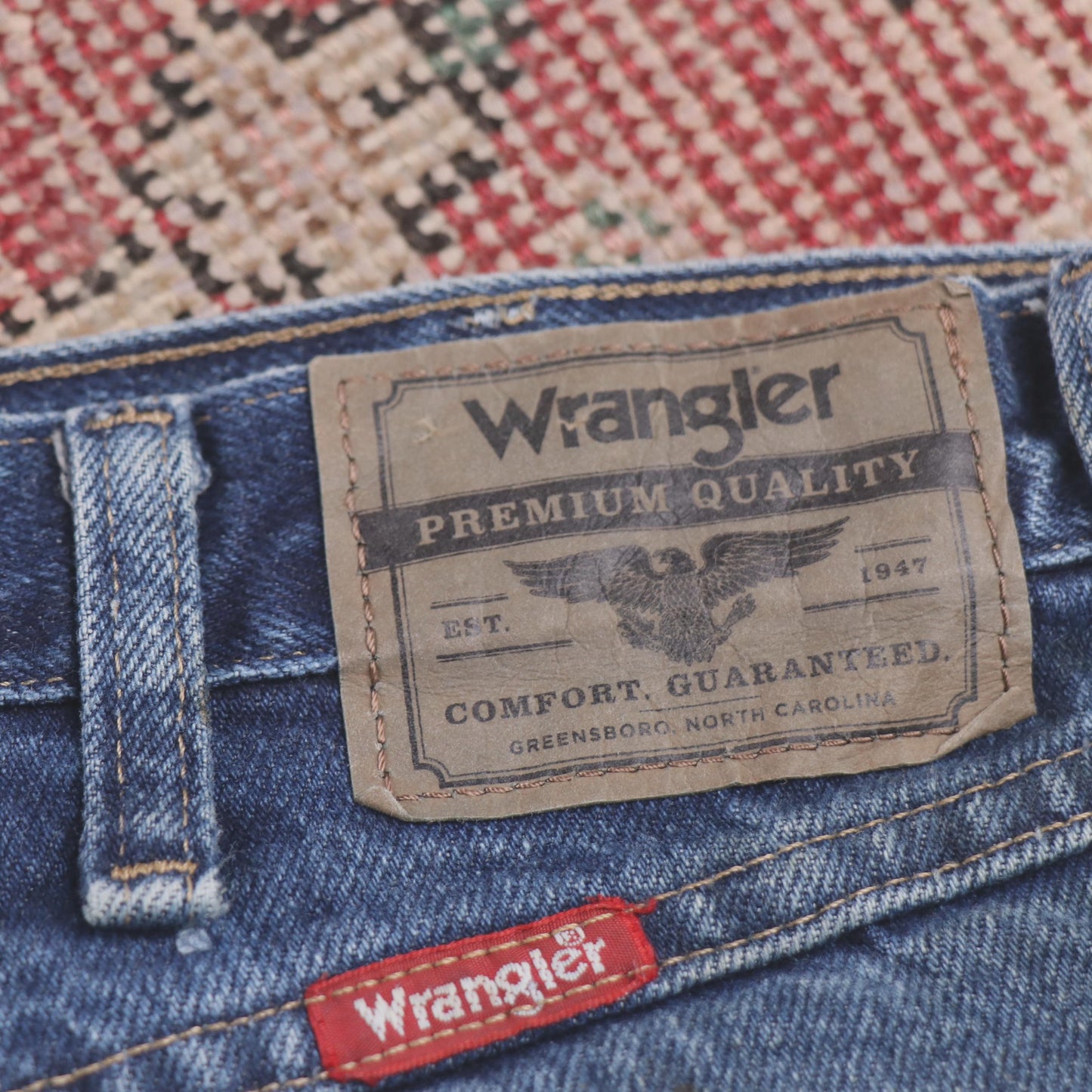 Wrangler W34 L30 Straight Leg Relaxed Fit Blue Denim Jeans