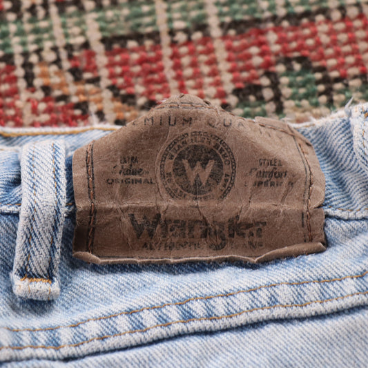 Wrangler W24 L33 Straight Leg Classic Ripped Style Blue Denim Jeans