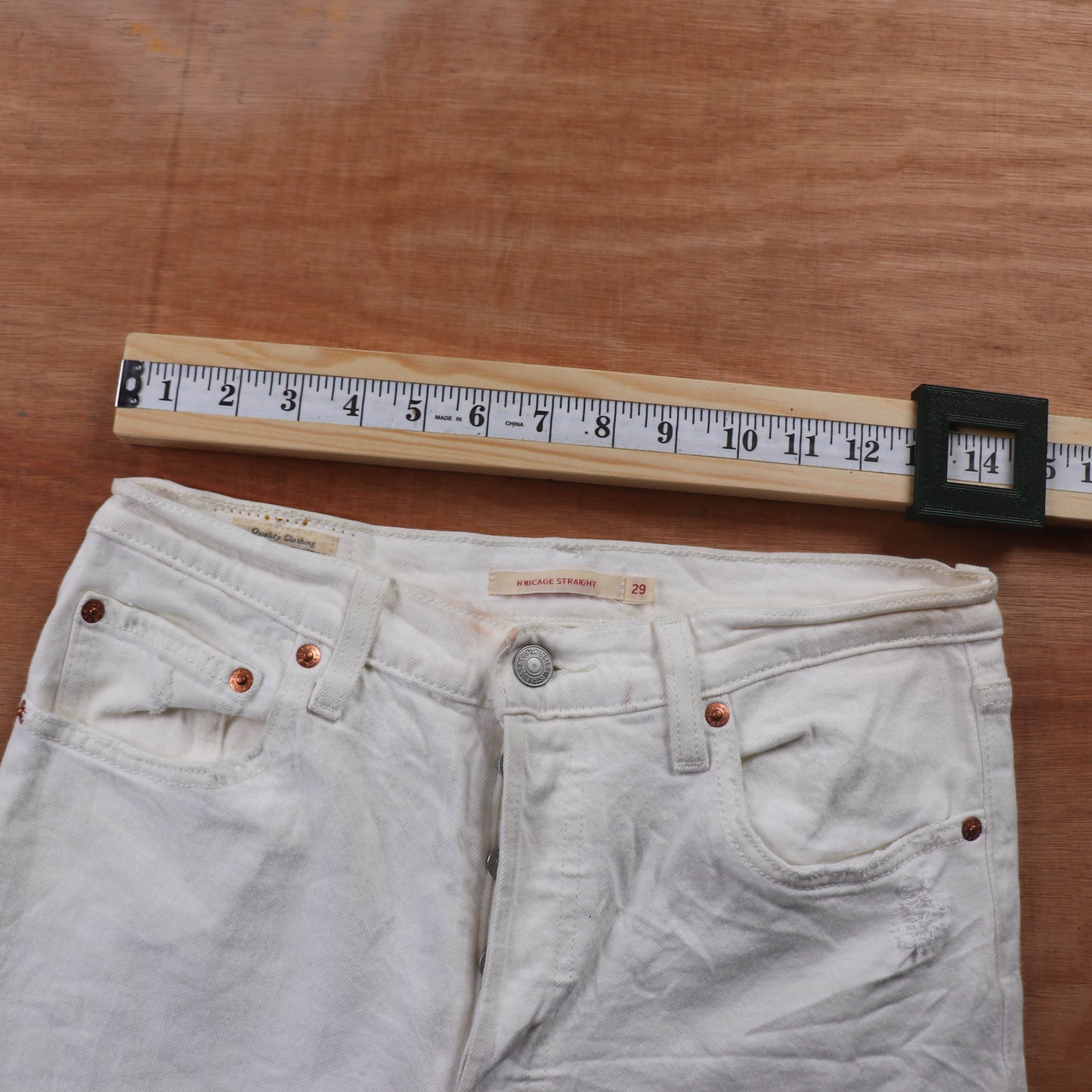 Levi's 721 Red Tab W28 L26 Straight Leg White Denim Jeans