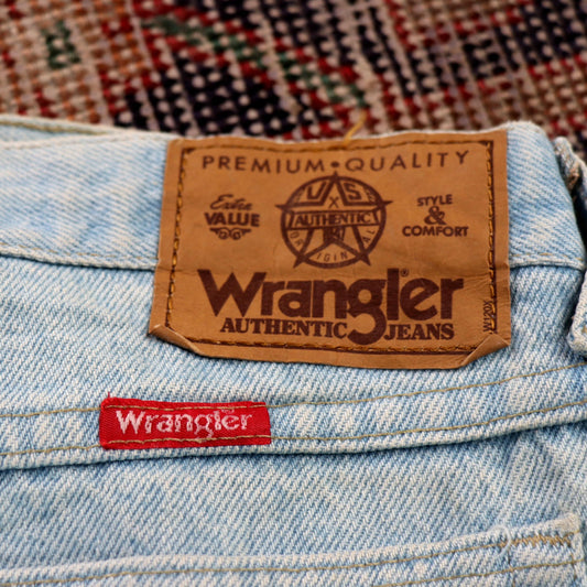 Wrangler W34 L32 Straight Leg Relaxed Fit Blue Denim Jeans