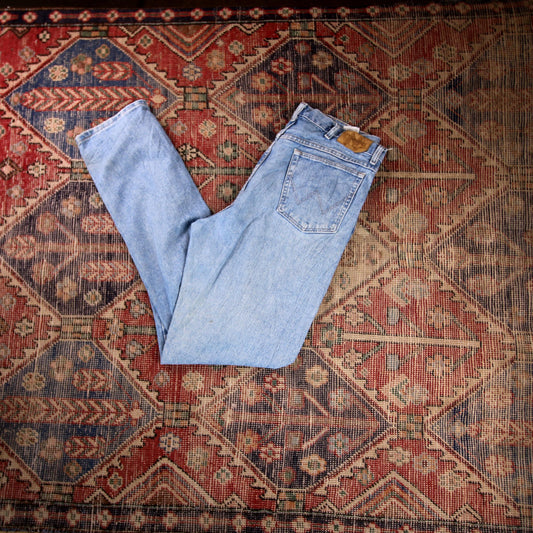 Wrangler W36 L34 Straight Leg Relaxed Fit Blue Denim Jeans