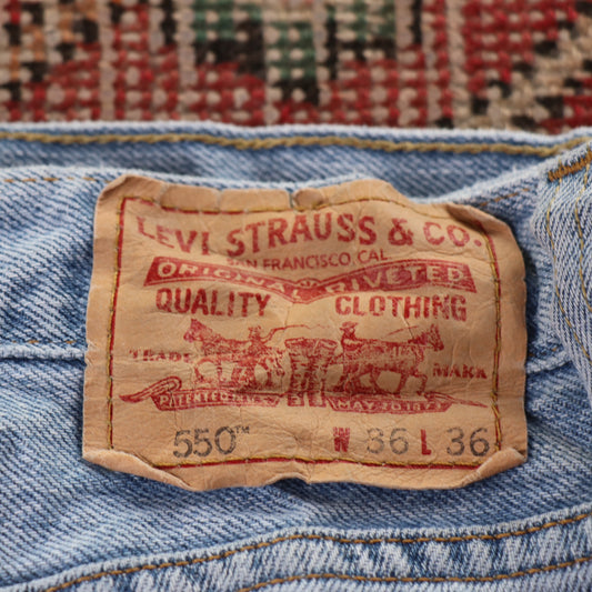 Levi's 550 Red Tab W32 L34 Tapered Leg Relaxed Fit Blue Denim Jeans