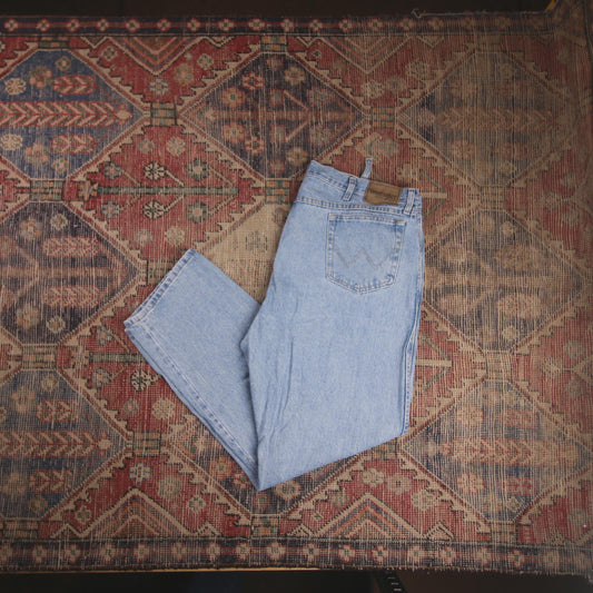 Wrangler W40 L30 Straight Leg Relaxed Fit Blue Denim Jeans