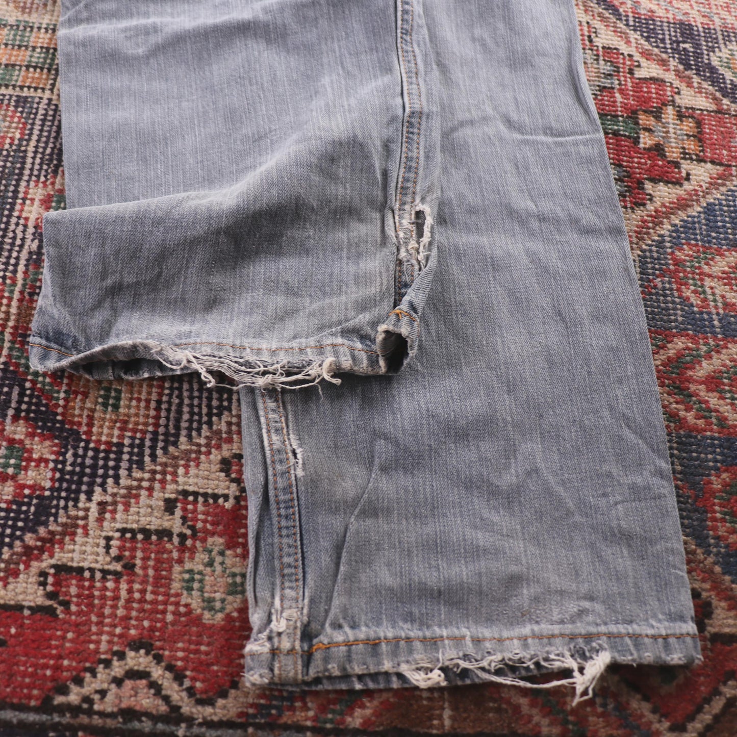 Levi's 559 Red Tab W32 L30 Straight Leg Relaxed Fit Classic Ripped Style Blue De