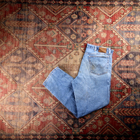 Wrangler W36 L29 Relaxed Blue Denim Jeans