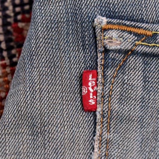 Levi's 504 W30 L30 Straight Leg Regular Fit Classic Ripped Style Blue Denim Jean