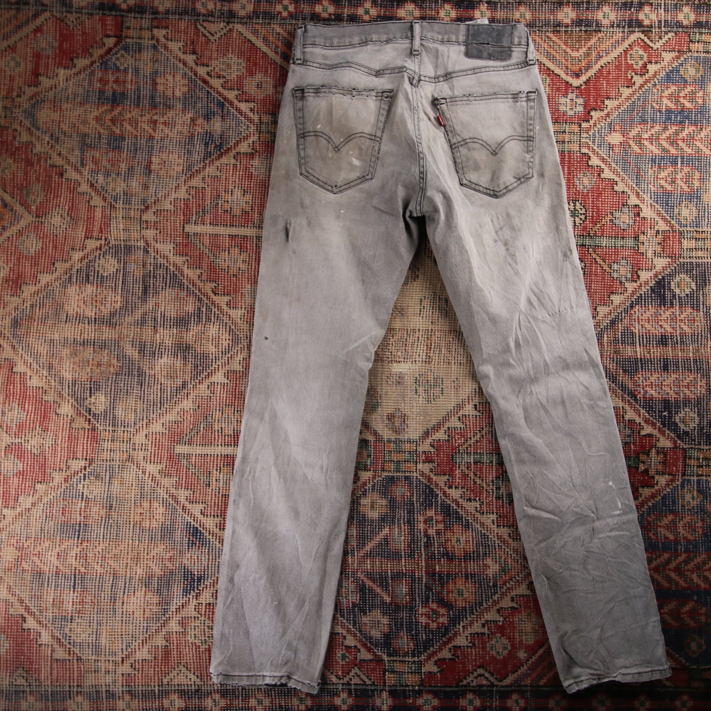 Levi's Red Tab W32 L33 Slim-Straight Classic Ripped Style Grey Denim Jeans