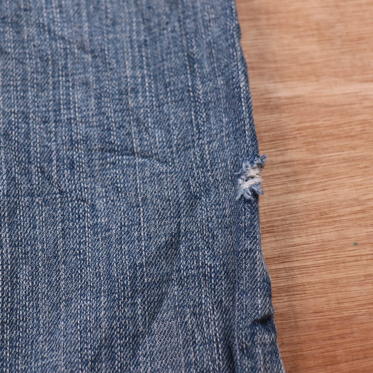 Levi's 559 Red Tab W32 L28 Straight Leg Relaxed Fit Classic Ripped Style Blue De