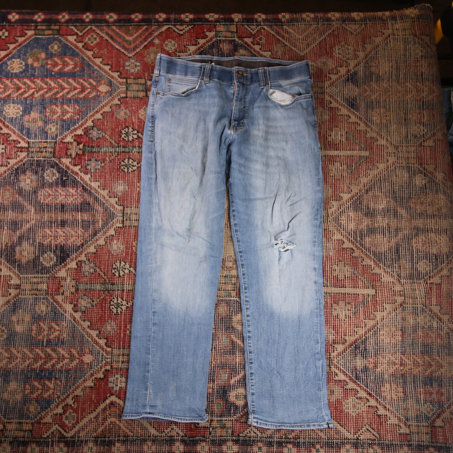 Lee W34 L28 Straight Leg Relaxed Fit Classic Ripped Style Blue Denim Jeans