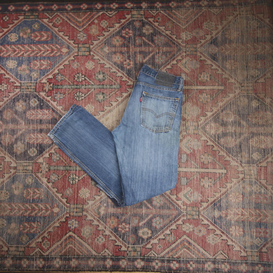 Levi's W32 L31 Straight Leg Blue Denim Jeans