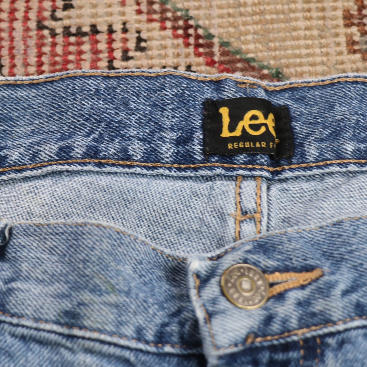 Lee W38 L31 Straight Leg Loose Fit Blue Denim Jeans