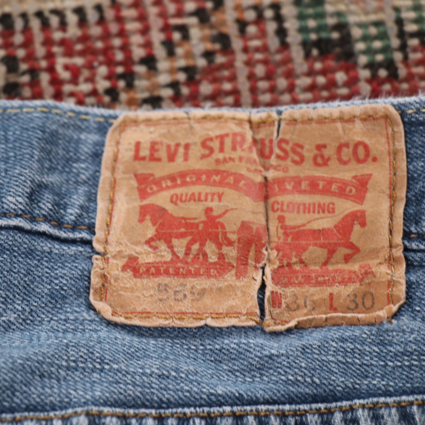 Levi's 509 W36 L27 Relaxed Classic Ripped Style Blue Denim Jeans