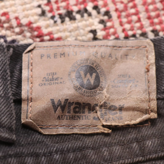 Wrangler W34 L31 Straight Leg Loose Fit Classic Ripped Style Black Denim Jeans