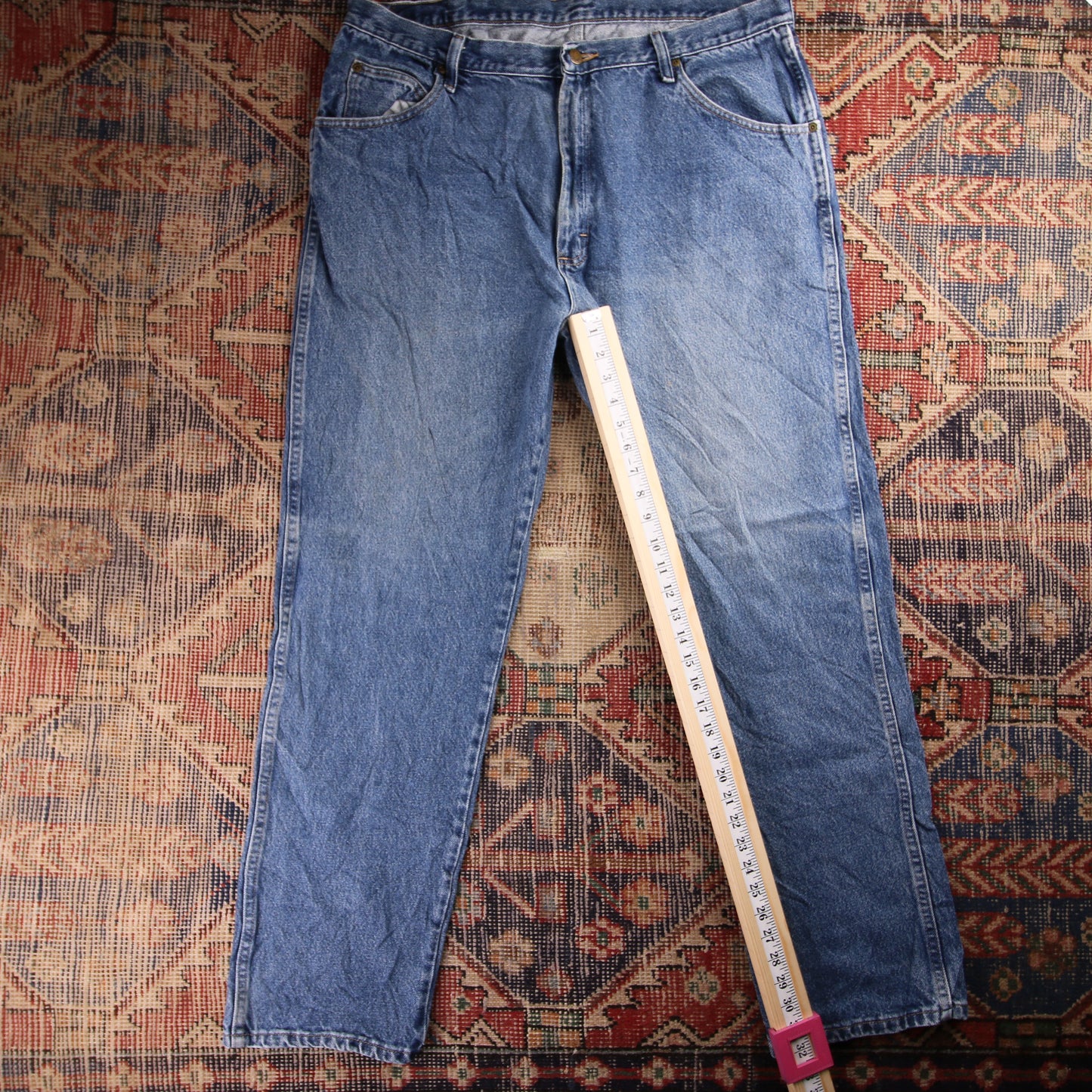 Wrangler W38 L32 Relaxed Blue Denim Jeans