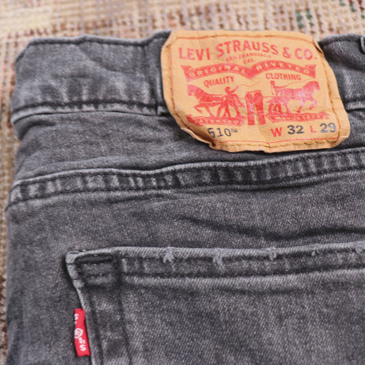 Levi's 510 W32 L27 Skinny Distressed Style Black Denim Jeans
