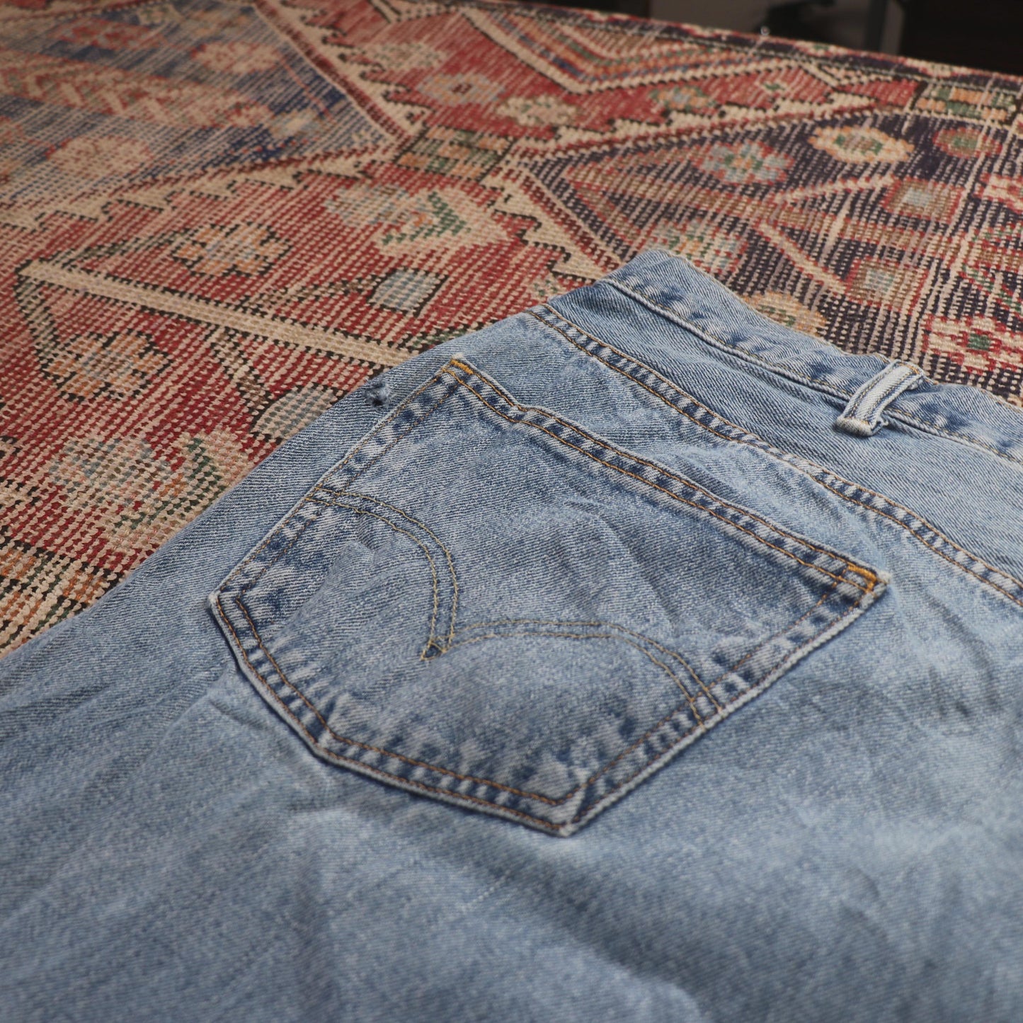 Levi's 550 W44 L28 Tapered Leg Relaxed Fit Blue Denim Jeans
