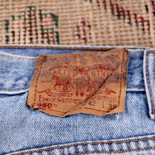 Levi's 550 W40 L31 Tapered Leg Relaxed Fit Classic Ripped Style Blue Denim Jeans