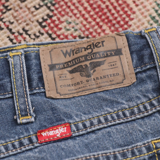 Wrangler W34 L28 Bootcut Relaxed Fit Blue Denim Jeans