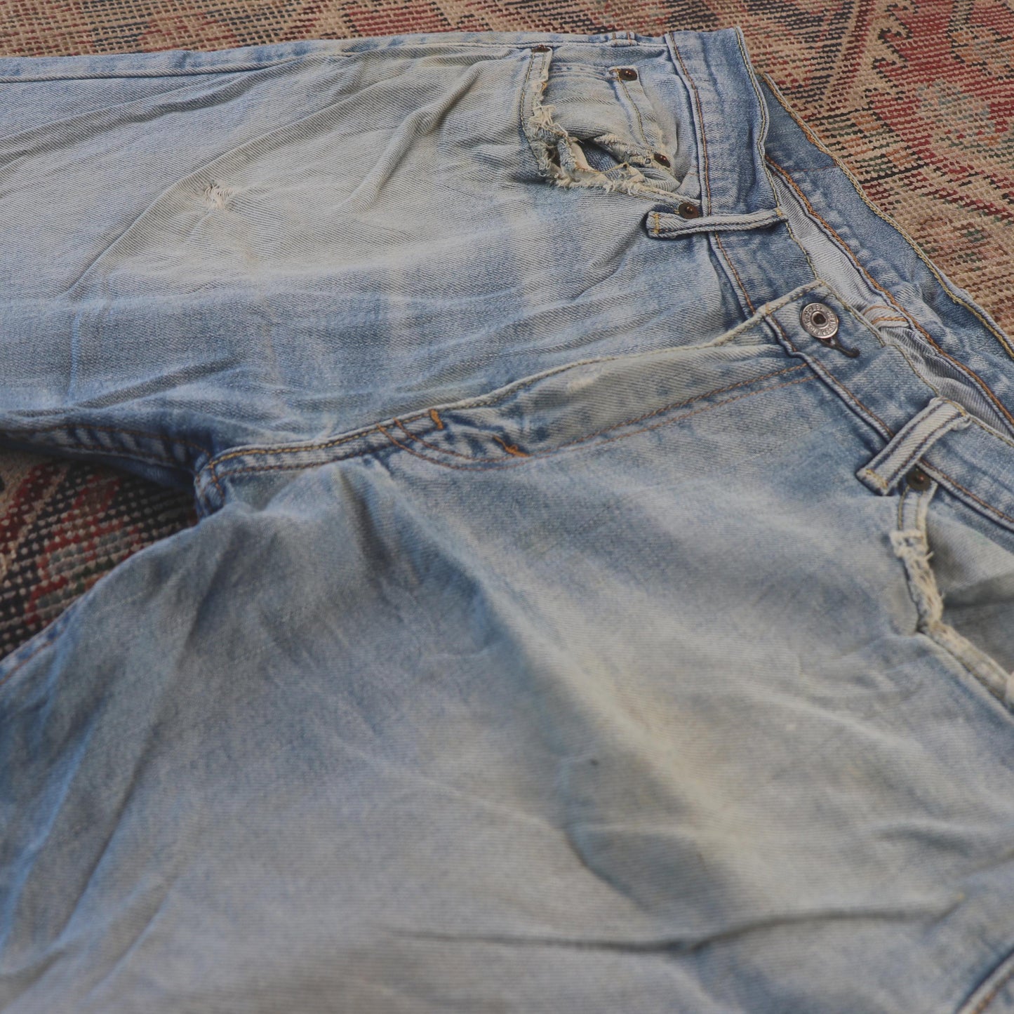 Levi's 504 W36 L29 Straight Leg Regular Fit Classic Ripped Style Blue Denim Jean