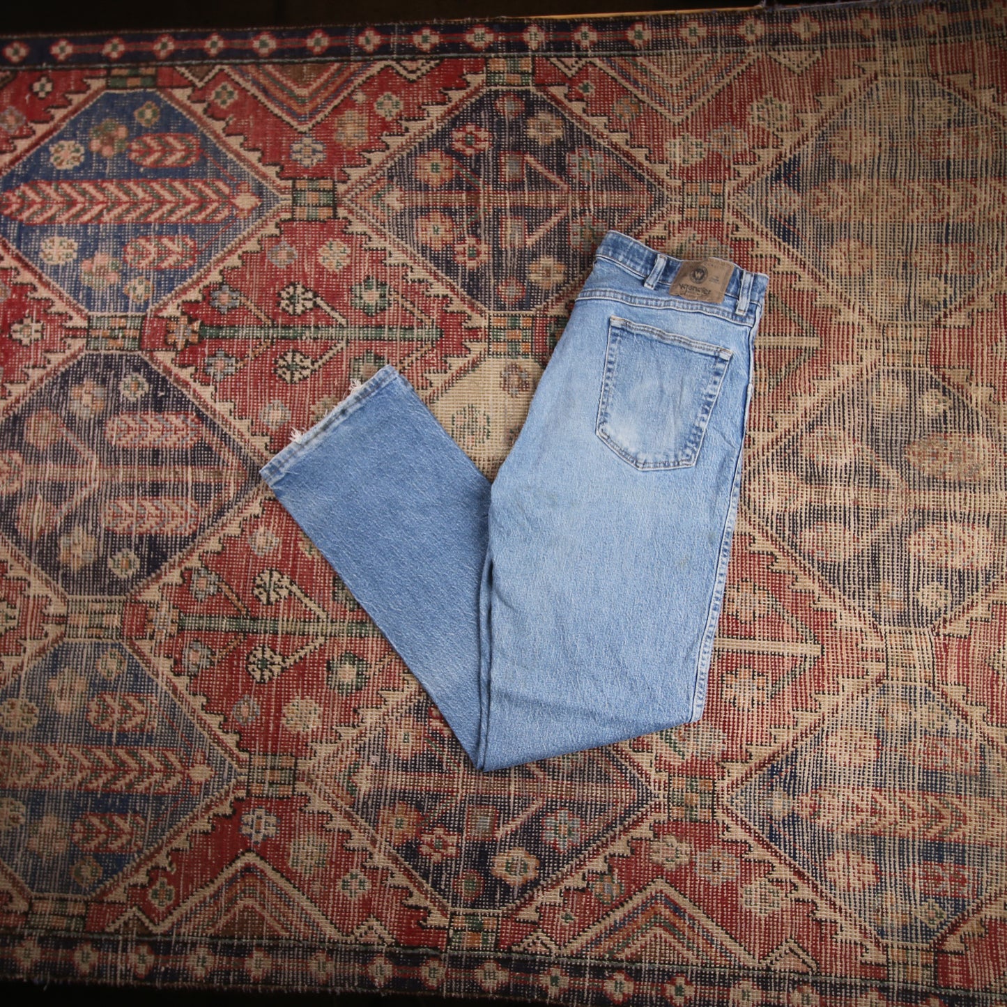 Wrangler W34 L30 Straight Leg Loose Fit Blue Denim Jeans