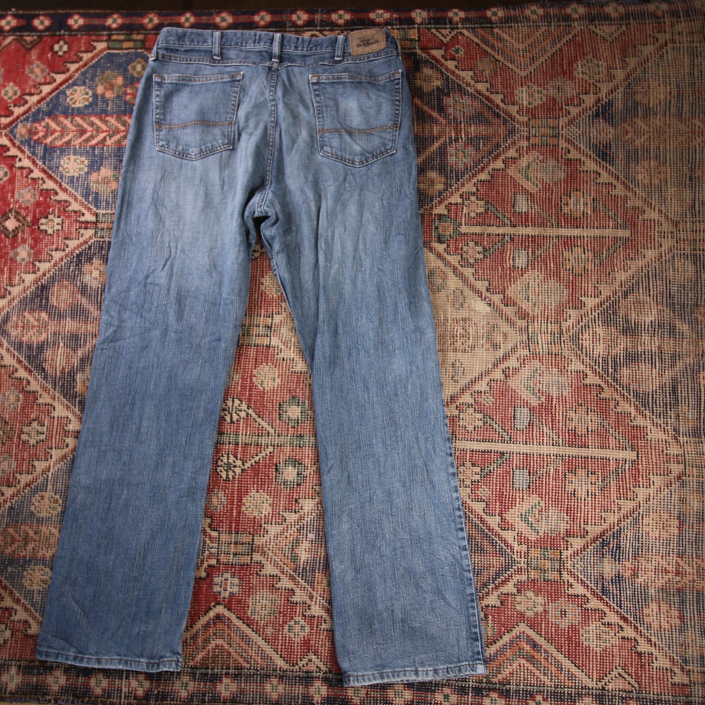 Wrangler W36 L32 Straight Leg Relaxed Fit Blue Denim Jeans