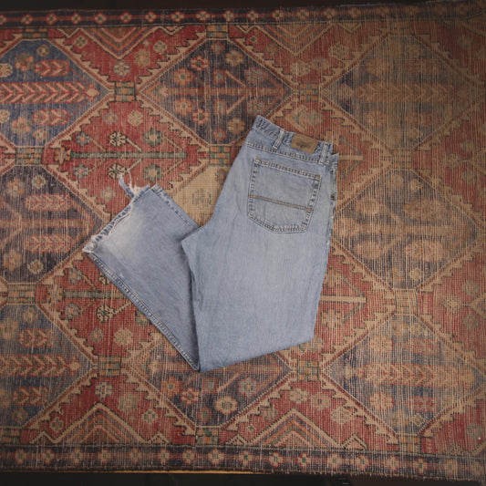 Wrangler W38 L30 Straight Leg Relaxed Fit Blue Denim Jeans