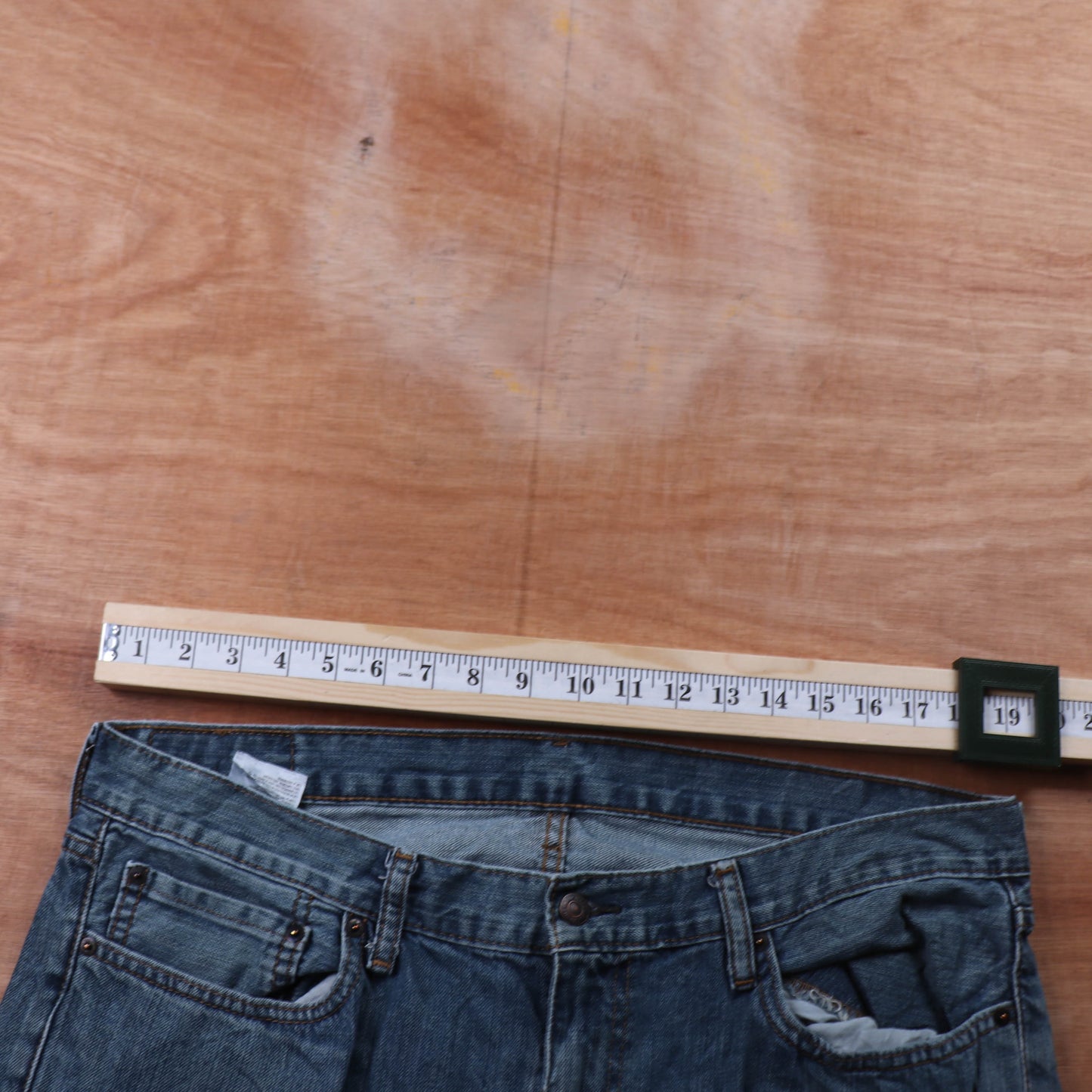 Levi's 559 Red Tab W38 L29 Straight Leg Relaxed Fit Blue Denim Jeans